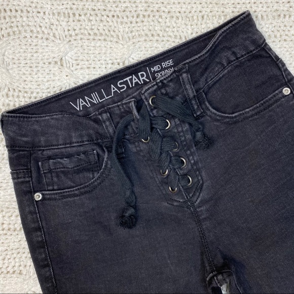 Lace Up Denim Jeans - Picture 2 of 4